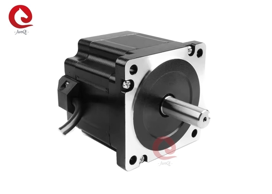JUNQI Nema34 3 phases moteur hybride pas à pas 1,2 degré 67 mm Longueur 2,0 N.M Parties de machines CNC
