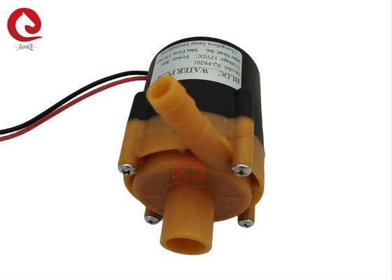 Pompe à eau sans balais CC JQ-P6201-2 broches 24V 55W 22LPM utilisée pour le système de refroidissement de machine de refroidissement