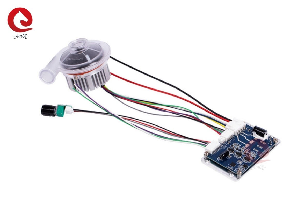 43000 tours par minute 47m3/h Flux d'air à haut rendement ventilateur à courant continu sans pinceau OWB8045-24V Pour appareil médical