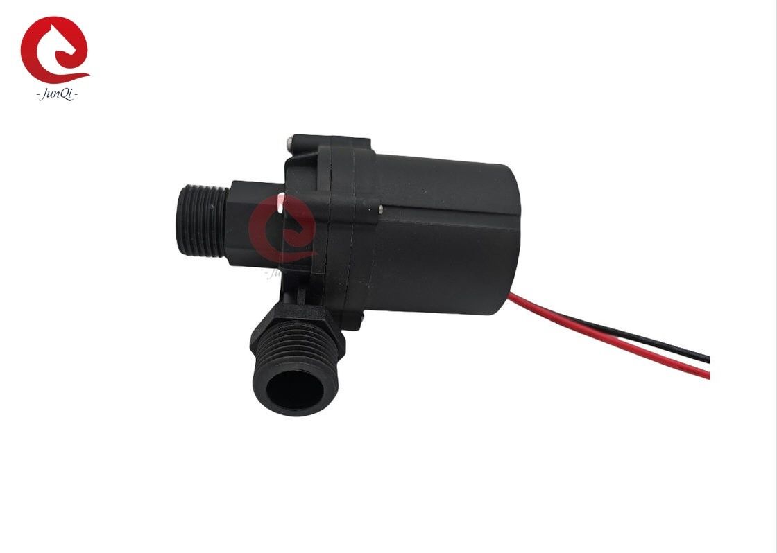 JQ-P4504 DC24V 8M 12LPM 90 degrés fil sans pinceau DC Micro pompe à eau de circulation pour les distributeurs automatiques d'eau